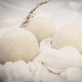 Set 6 bile din 100% lână organică pentru uscător 3